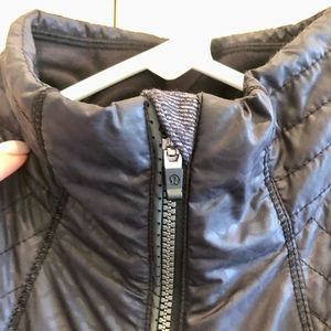 Lululemon size 0 vest.